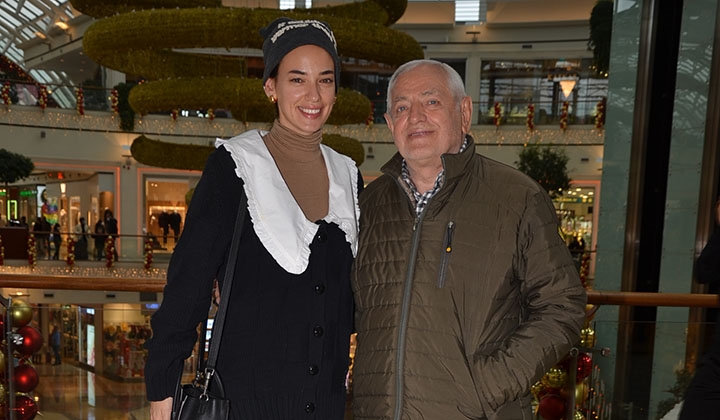 Seda Bakan babası ile alışveriş turunda