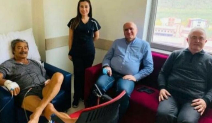 Kadir İnanır’dan haber var