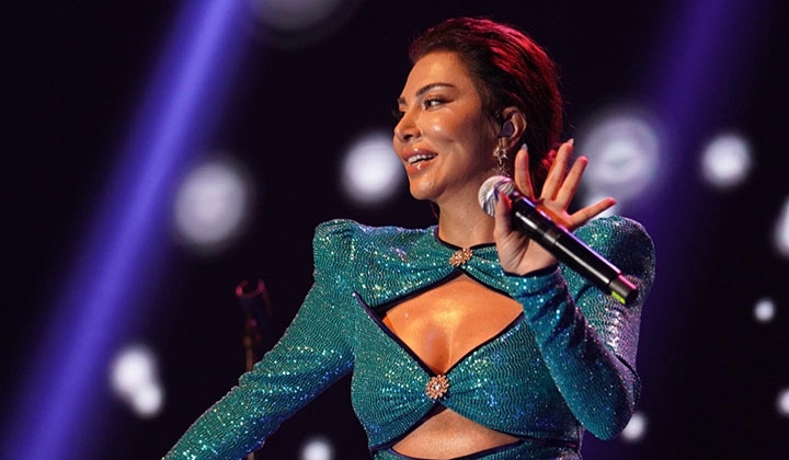 Yeni Gazino’da Ebru Yaşar izdihamı