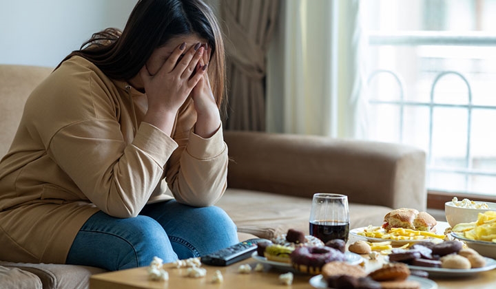 Bayram sofralarına dikkat, yemek bozukluğunuz tetiklenebilir