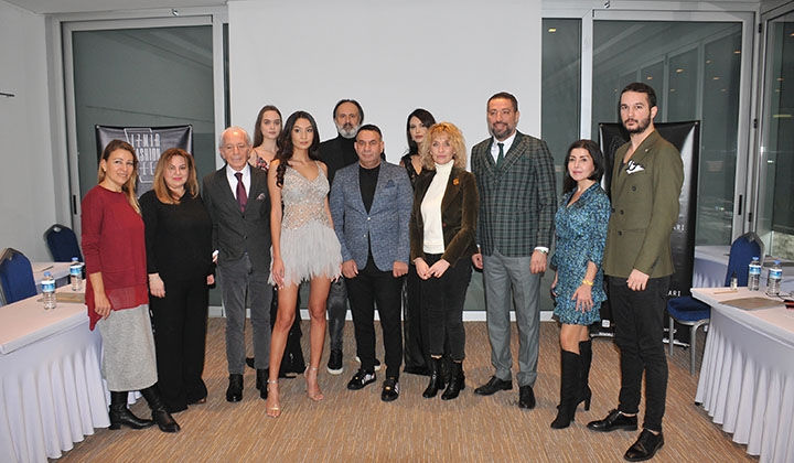 İzmir Fashion Week’e ünlü yağacak