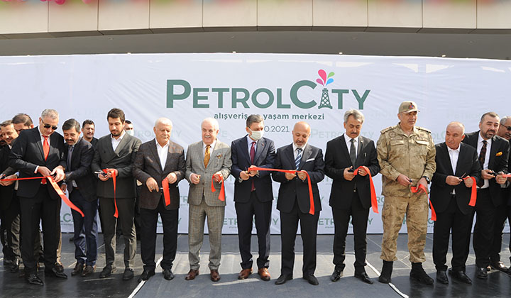 Batman’ın en kapsamlı projesi PetrolCity AVM’nin açılışından renkli kareler de detaylar Quality sayfalarında