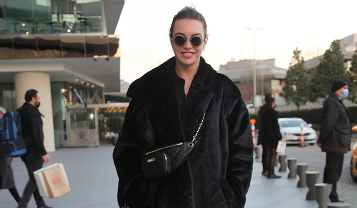 Melis Sezen dizi ve yarışmadan çok memnun