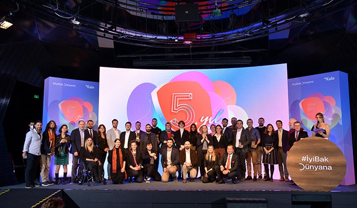 Kale Grubu Ödül Töreni sanat ve iş dünyası katılımıyla gerçekleşti