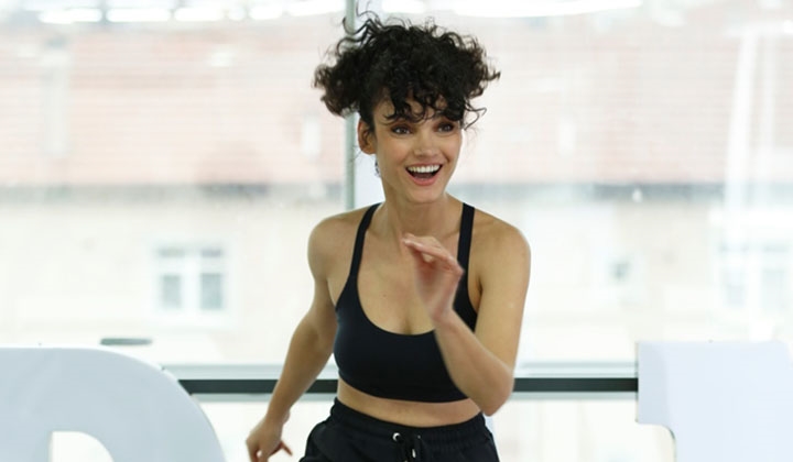 Nazlı Senem Ünal dans eğitimi alıyor