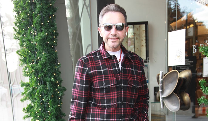 Osman Çarmıklı yani yıl alışverişinin ardından dostları ile buluştu