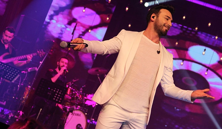 Emre Kaya’dan çok konuşulacak albüm