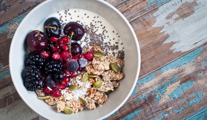 Menopoz dönemini sağlıklı ve rahat geçirmek için bu besinlere yer açın