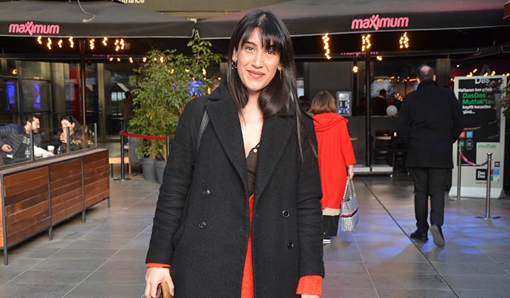 Neslihan Arslan seyircilerin tepkilerinden oldukça memnun