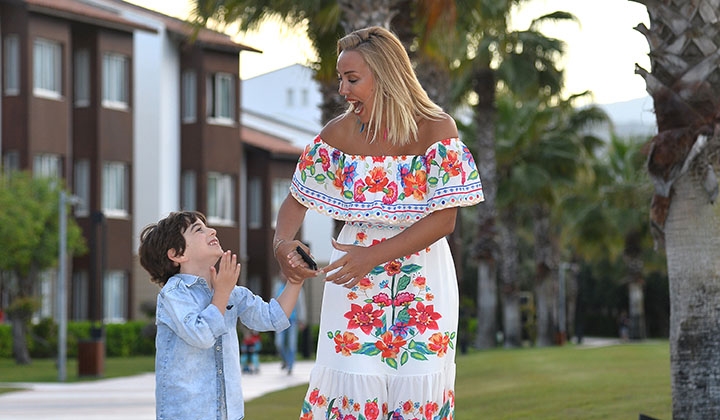 Carrera Jeans markasının Türkiye ortağı olan Yasemin Avcıoğlu Aşıcı annelikle ilgili duygularını Quality’e anlattı